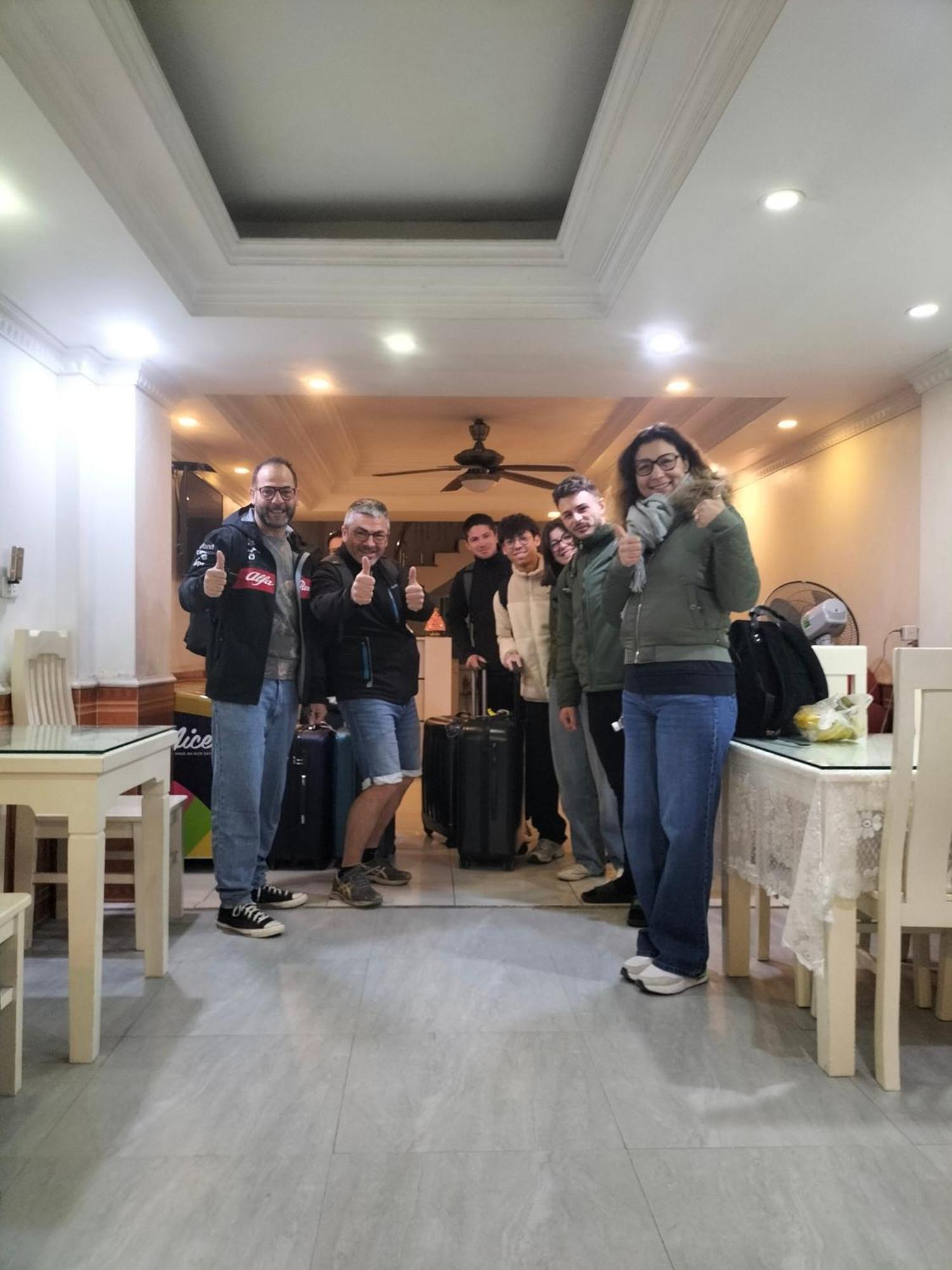 Roma Hotel Noi Bai Airport Ханой Екстер'єр фото